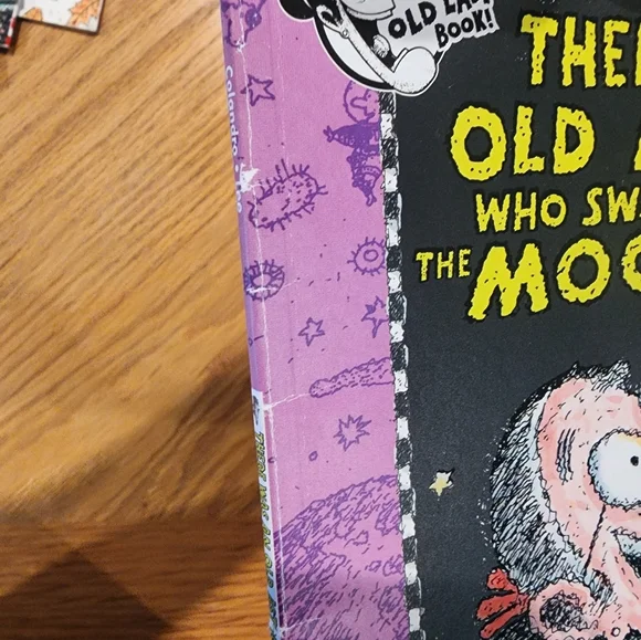 "There Was An Old Lady " Book Bundle - Picture 11 of 16